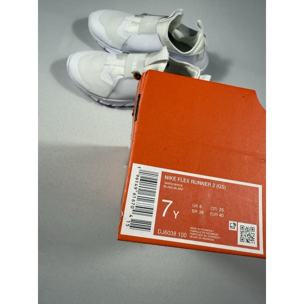 New Youth Size 7Y (GS) - Nike Flex Runner 2 Low Triple White DJ6038 100 - Picture 10 of 10